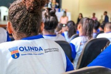 Prefeitura de Olinda oferece reajuste salarial de 34% para professores