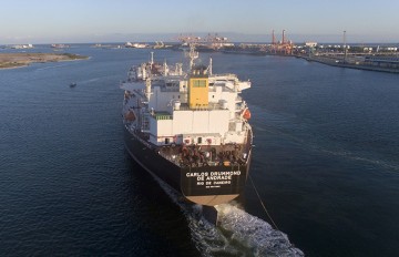 Navio Petroleiro fica retido Suape: Onze tripulantes testaram positivo para a covid-19