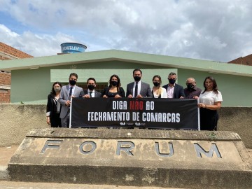 OAB Caruaru realiza campanha contra o fechamento do Fórum de Riacho das Almas