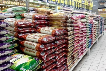 Supermercados de Caruaru começam a limitar venda de arroz para controlar estoque