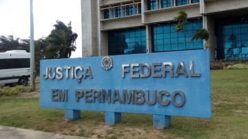 Recife consegue na Justiça suspensão de pagamentos de empréstimos com a União