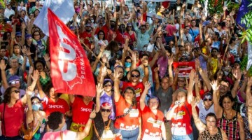 Professores do Recife podem deflagrar greve nesta quarta-feira, em defesa do piso