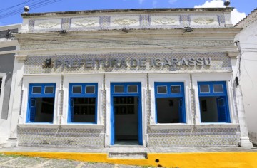 Em Igarassu, lei que proíbe contratação de condenados por racismo e homofobia em cargos públicos é sancionada