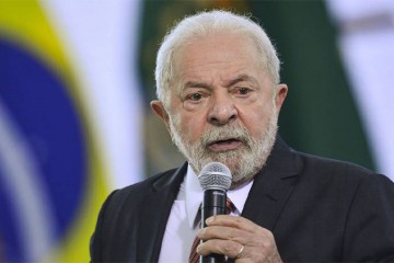 Presidente Lula envia projeto sobre piso da enfermagem nesta terça (18)