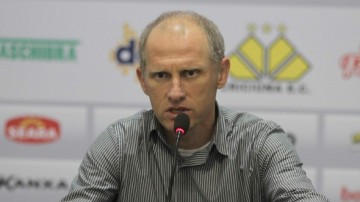 Sílvio Criciúma é anunciado como novo técnico do Central