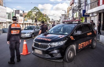Detran realiza operação no Litoral Norte, Sul e Agreste de Pernambuco durante feriadão da Páscoa