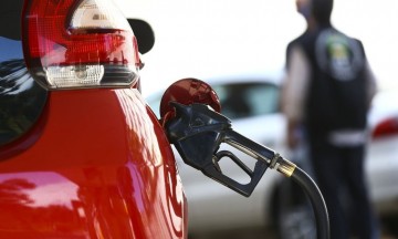  Preço da gasolina para distribuidoras é reduzido pela Petrobras
