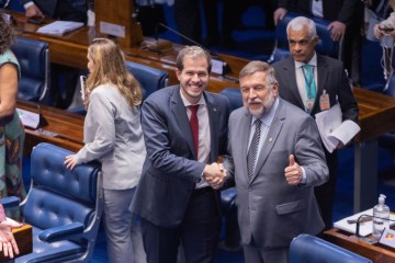 Senado aprova Tarifa Social de Água e Esgoto, que precisa de sanção do presidente Lula para entrar em vigor