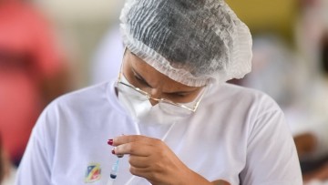 Vacinação de crianças de 3 e 4 anos é retomada, em Caruaru