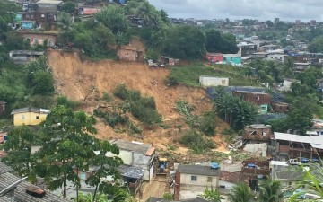 Atingidos pelas chuvas em Pernambuco e Alagoas poderão sacar FGTS