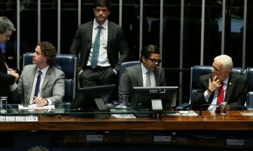 Senado aprova PL que taxa fundos dos super-ricos; texto aguarda sanção de Lula