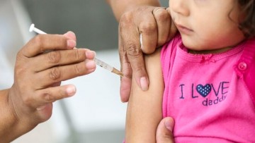 Com baixa cobertura vacinal, um possível surto de sarampo acende alerta de infectologistas