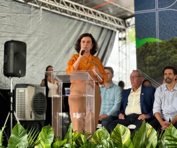 Ministra da Saúde anuncia construção de duas maternidades no interior de Pernambuco