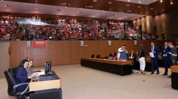 Projeto do Governo de Pernambuco sobre salário de professores será votado na terça-feira