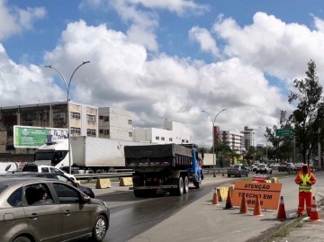 Trecho da BR-101 no Recife passa por obras de requalificação 