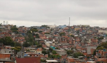  IBGE volta a adotar o termo favela em censos e pesquisas