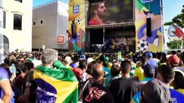  Recife garante a festa da torcida no segundo jogo da seleção