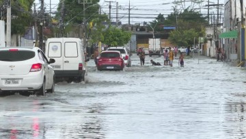  Chuvas intensas causam prejuízos e acidentes no Grande Recife
