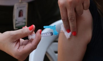 Pernambuco amplia faixa etária de acesso à vacina contra a dengue