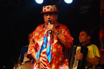 Morre no Recife, aos 89 anos, o cantor e compositor, Genival Lacerda