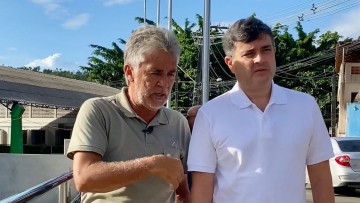 Prefeito de Moreno e os deputados Eduardo e Lula da Fonte entregam à população a Ponte Santa Maria reformada