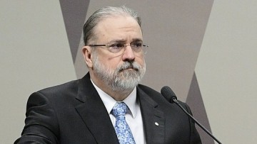 Nome de Augusto Aras é aprovado na CCJ do Senado
