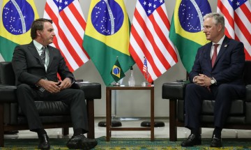 Brasil e banco americano concretizam acordo de US$ 1 bi em investimentos