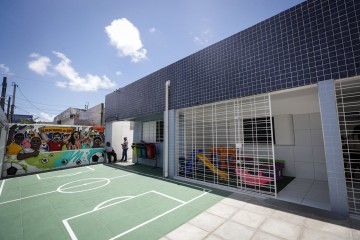 Prefeitura do Recife entrega Casa de Acolhida, que foi requalificada, e anuncia nomeação de 79 aprovados em concurso 