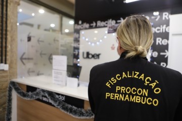 Procon-PE notifica a Uber Brasil por cobrar taxa extra pelo uso do ar-condicionado