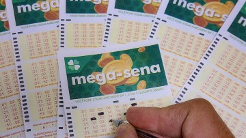 Mega-Sena pode pagar prêmio de R$ 3,5 milhões nesta quarta