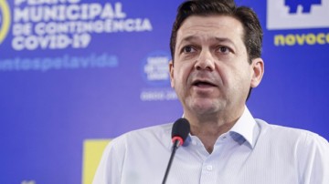 'Brasil vai pagar preço muito alto', diz prefeito sobre flexibilização do isolamento