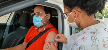 Pessoas que recusarem vacina serão bloqueadas no agendamento por 60 dias no Recife