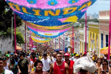 Olinda tem shows de Mestre Ambrósio, Fafá de Belém e Marcelo Jeneci nesta terça de Carnaval