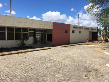 Cerca de R$20 milhões serão destinados pelo governo do estado para infraestrutura do aeroporto de Caruaru, diz Fernandha Batista 