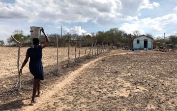  Encontro discute medidas de prevenção para minimizar os efeitos da seca nos municípios afetados em Pernambuco