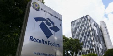 Receita Federal regulariza CPFs para pagamento do auxílio emergencial