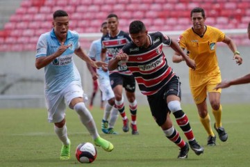 Santa Cruz estreia com derrota na Copa do Nordeste Sub-20 e treinador entrega cargo