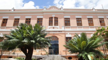 Prédio de colégio particular no Recife é indicado para preservação arquitetônica
