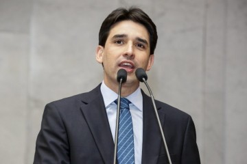Silvio Costa Filho defende novo pacto federativo durante encontro com prefeitos do Brasil