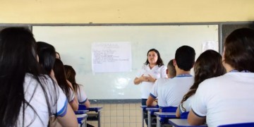 Auditoria do TCE vai avaliar nomeação de professores em Pernambuco