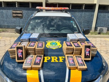 PRF apreende mais de 50 kg de drogas escondidas dentro de veículo em Salgueiro