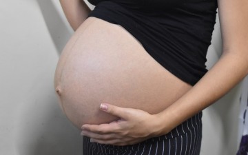 Enfermeiras obstetras usam redes sociais para ajudar mulheres grávidas