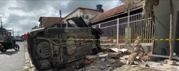 Motorista perde controle de veículo e atinge casa em São Lourenço da Mata; ninguém ficou ferido
