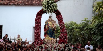 Dom Fernando Saburido cancela procissão de Nossa Senhora dos Prazeres