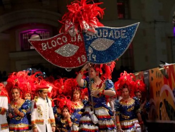Segunda-feira de Carnaval é de tradição e lirismo com os blocos líricos no Marco Zero