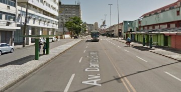 Paradas de ônibus na Av Dantas Barreto são desativadas temporariamente para montagem de Camarote do Galo