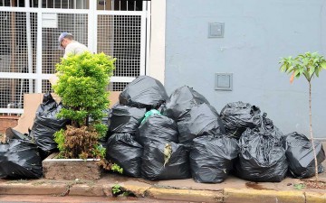 Cidadãos devem ter cuidados com o lixo doméstico durante período de pandemia 