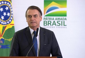 Bolsonaro sanciona com veto projeto que prorroga validade das receitas de remédios de uso contínuo