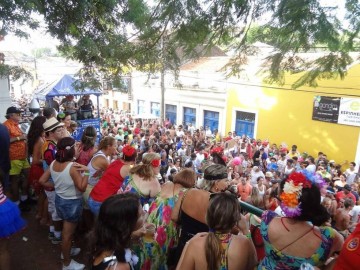 Vereador do Recife protocola representação no MPPE pedindo o cancelamento dos camarotes privados no Carnaval de 2022 da cidade.