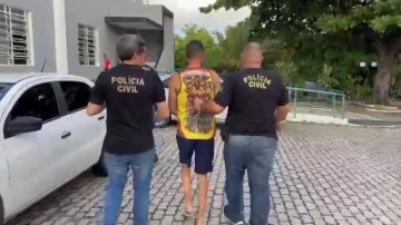  Polícia Civil cumpre sete mandados de prisão e faz busca e apreensões no Grande Recife contra envolvidos em ataque ao ônibus do Fortaleza